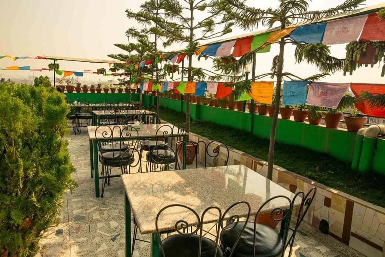 Nepalaya Hotel Катманду Екстериор снимка