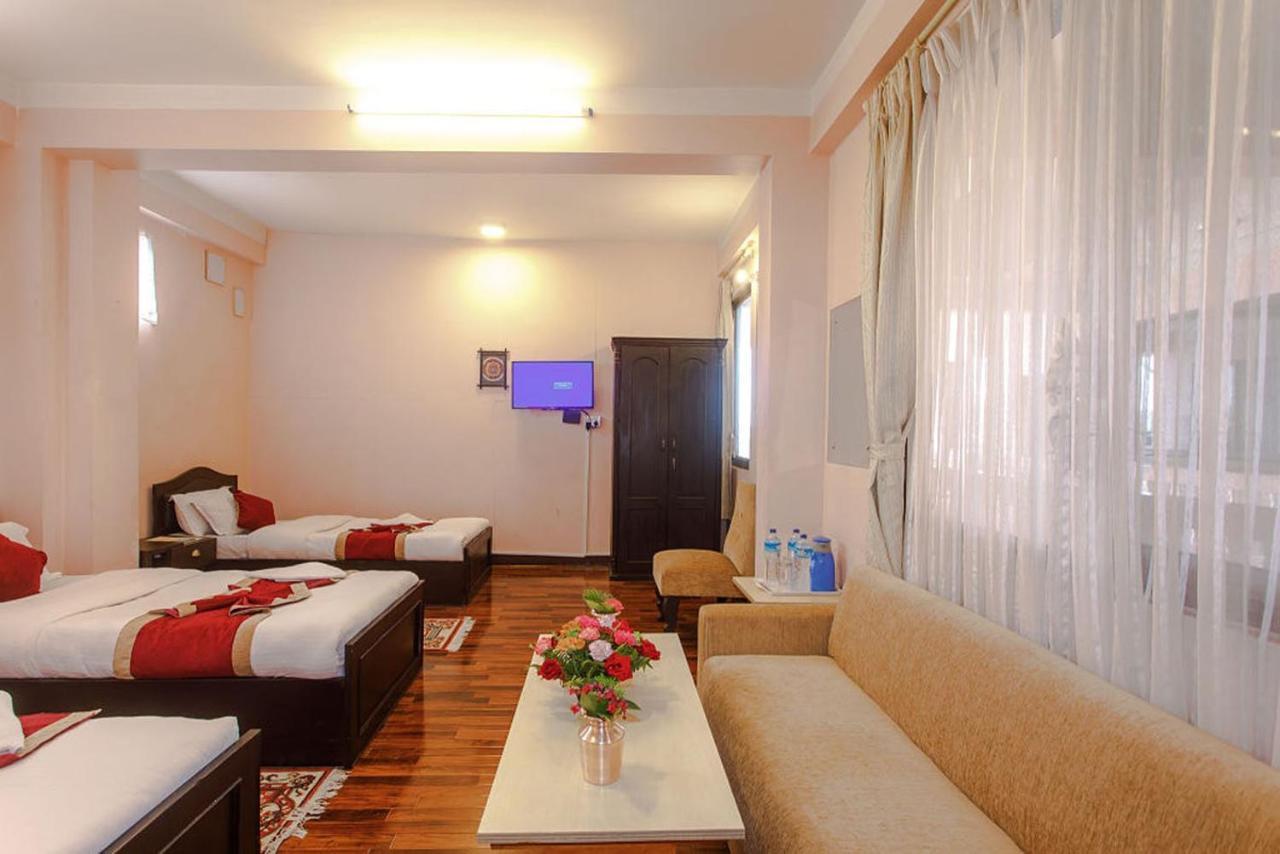 Nepalaya Hotel Катманду Екстериор снимка