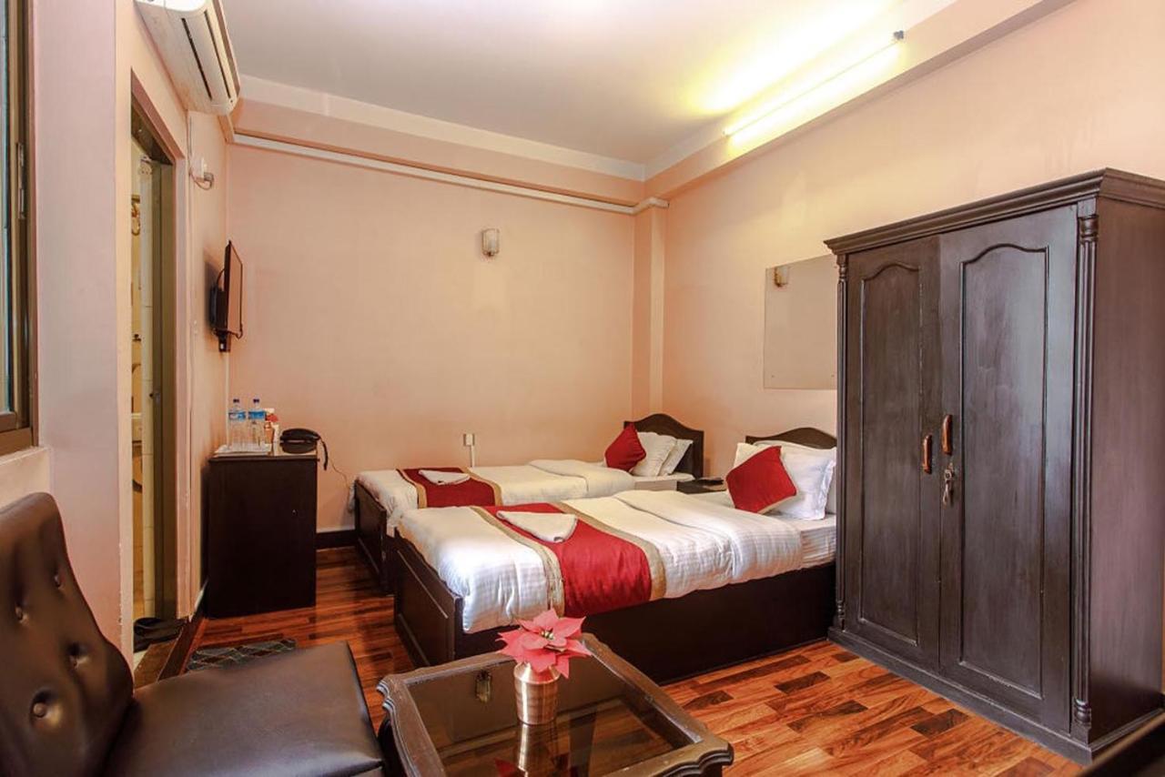 Nepalaya Hotel Катманду Екстериор снимка