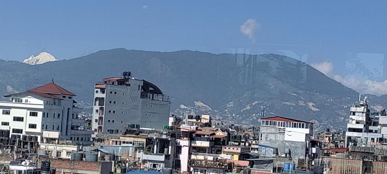 Nepalaya Hotel Катманду Екстериор снимка