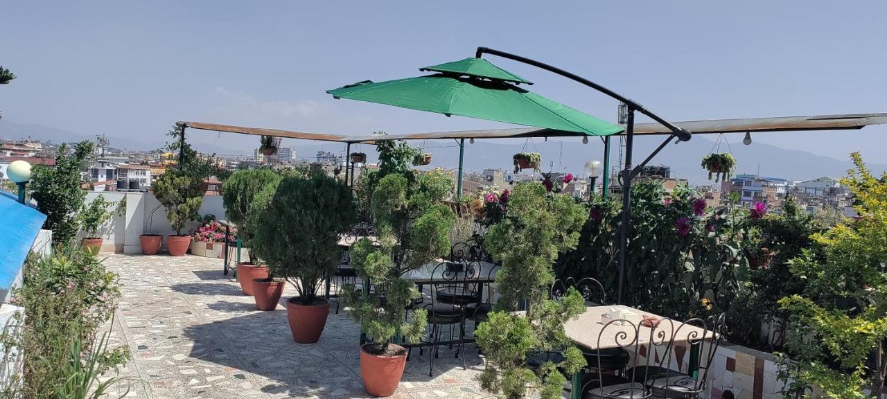 Nepalaya Hotel Катманду Екстериор снимка