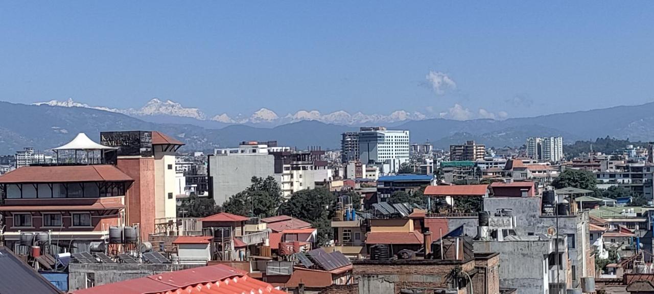 Nepalaya Hotel Катманду Екстериор снимка