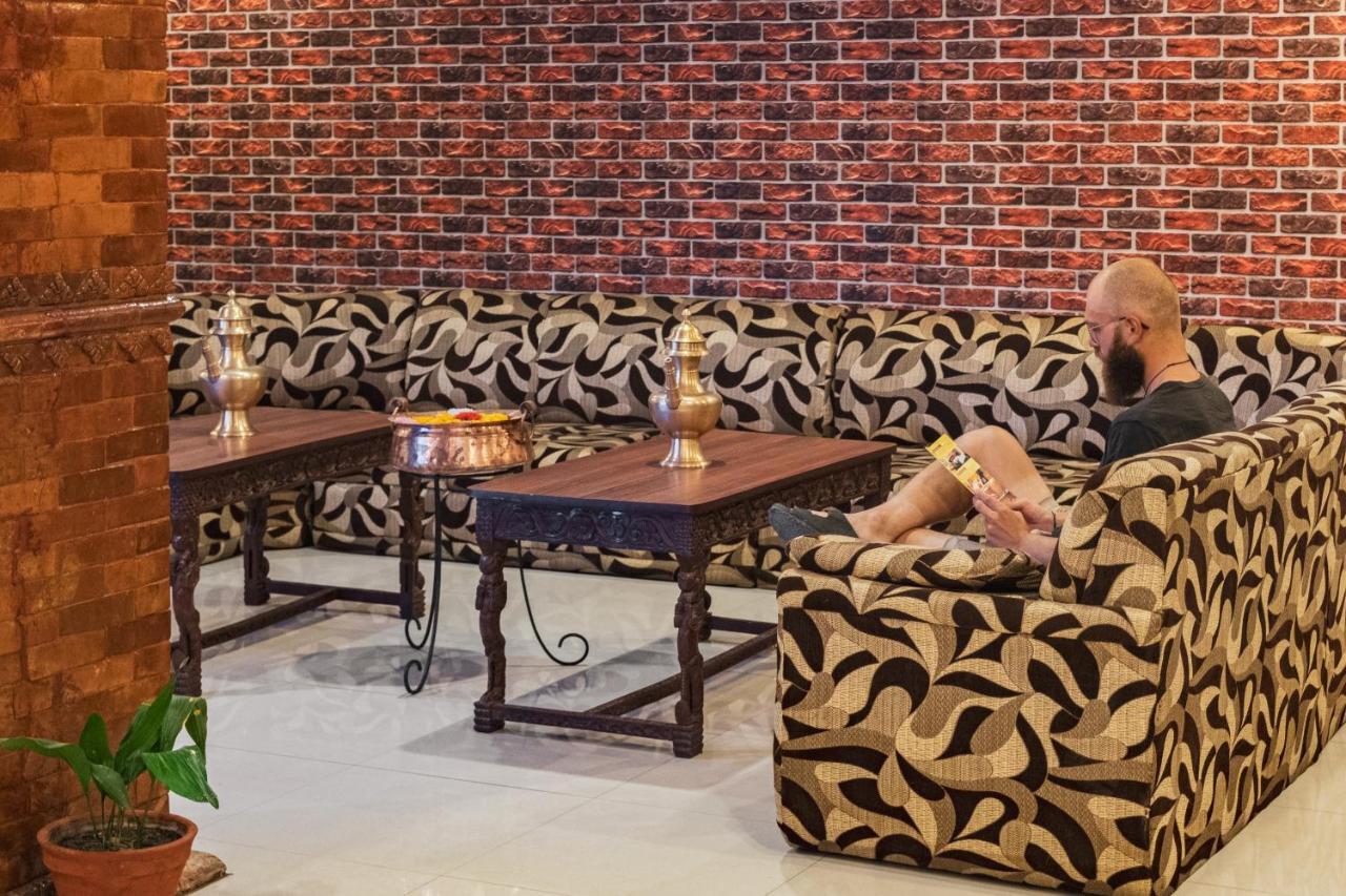 Nepalaya Hotel Катманду Екстериор снимка